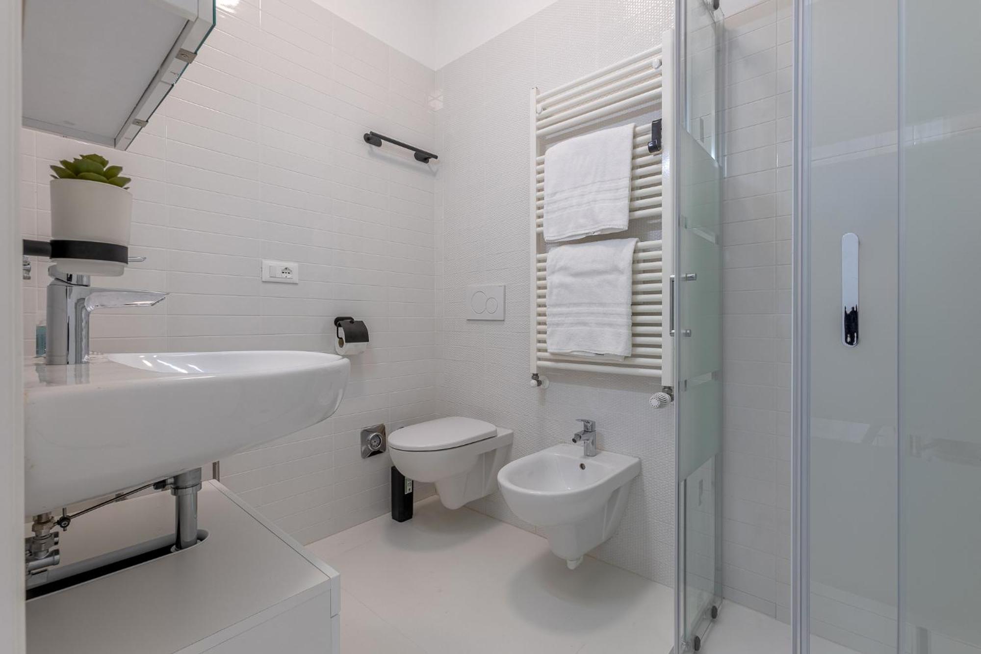 Appartement Academy Of Fine Arts -modern Apt. With Balcony!