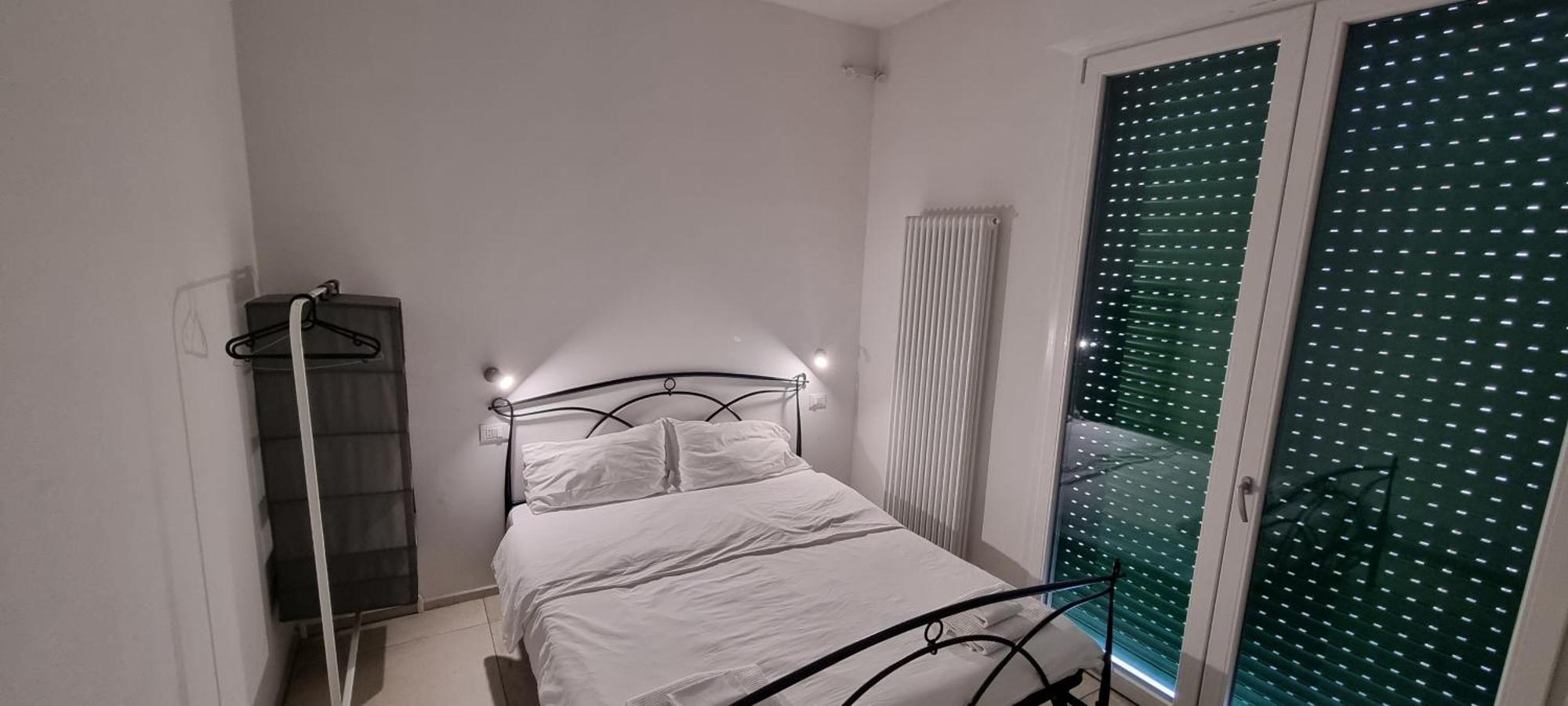 Farolfi Galliera Apartamento