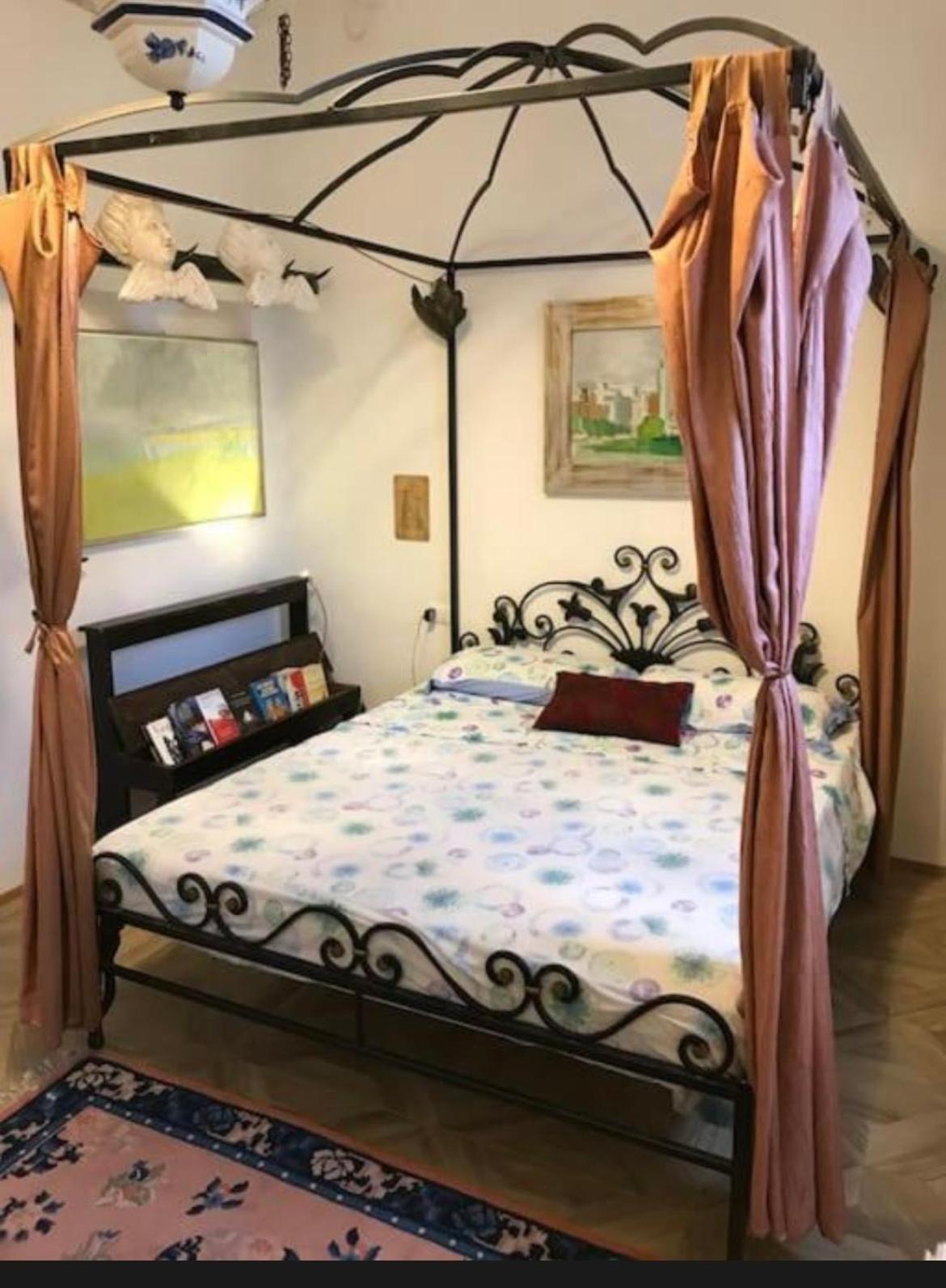 Giraffe Art Ducati Blq Apartment *