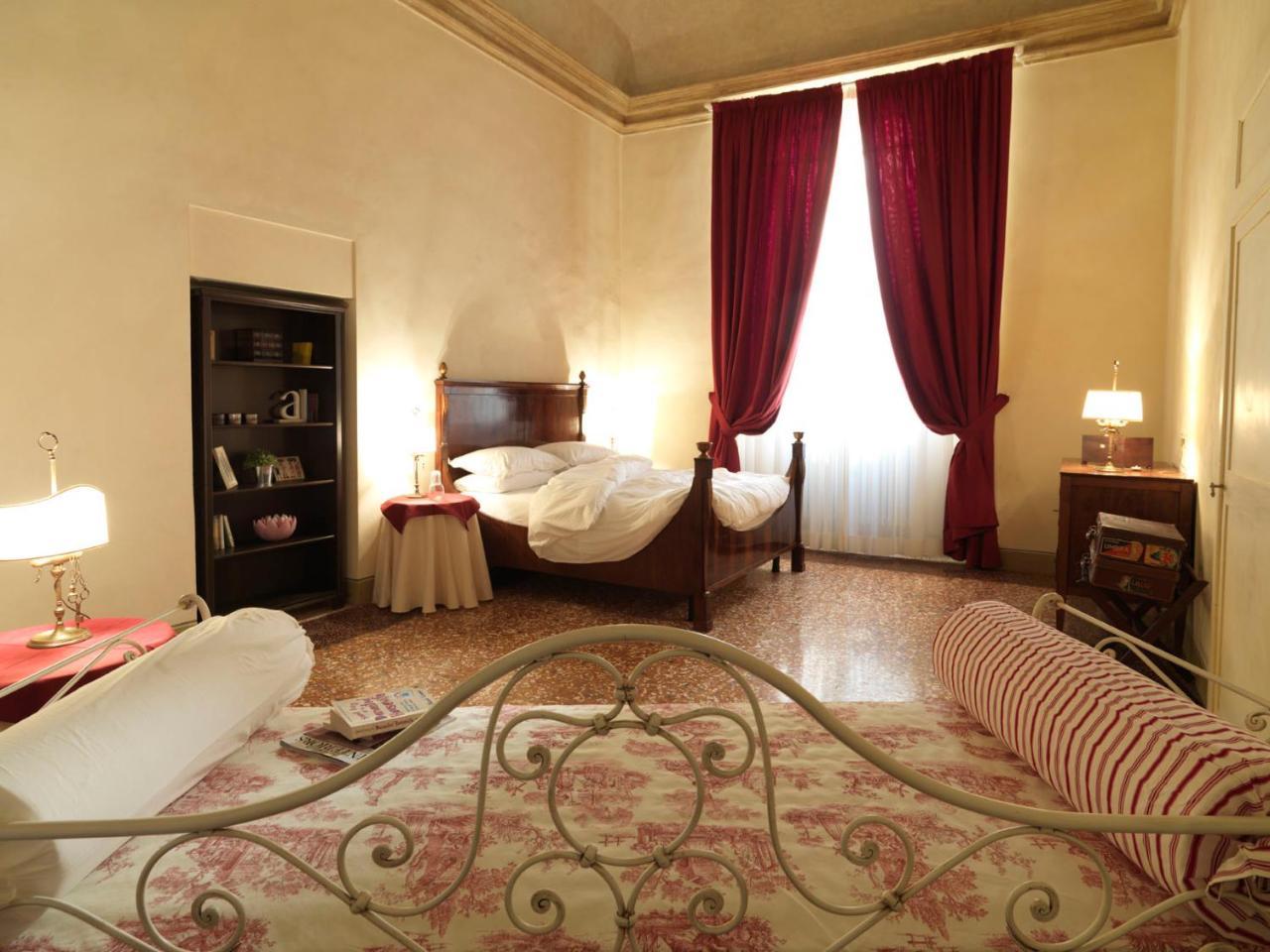 Antica Casa Zucchini Bed & Breakfast