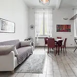 Realkasa Carracci Apartment