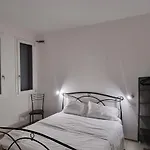 Farolfi Apartments Galliera