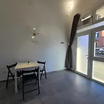 La Ca\' Pezzana Affittaly Apartments