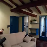 Farolfi Apartments Orso