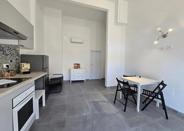 La Ca\' Pezzana Affittaly Apartments
