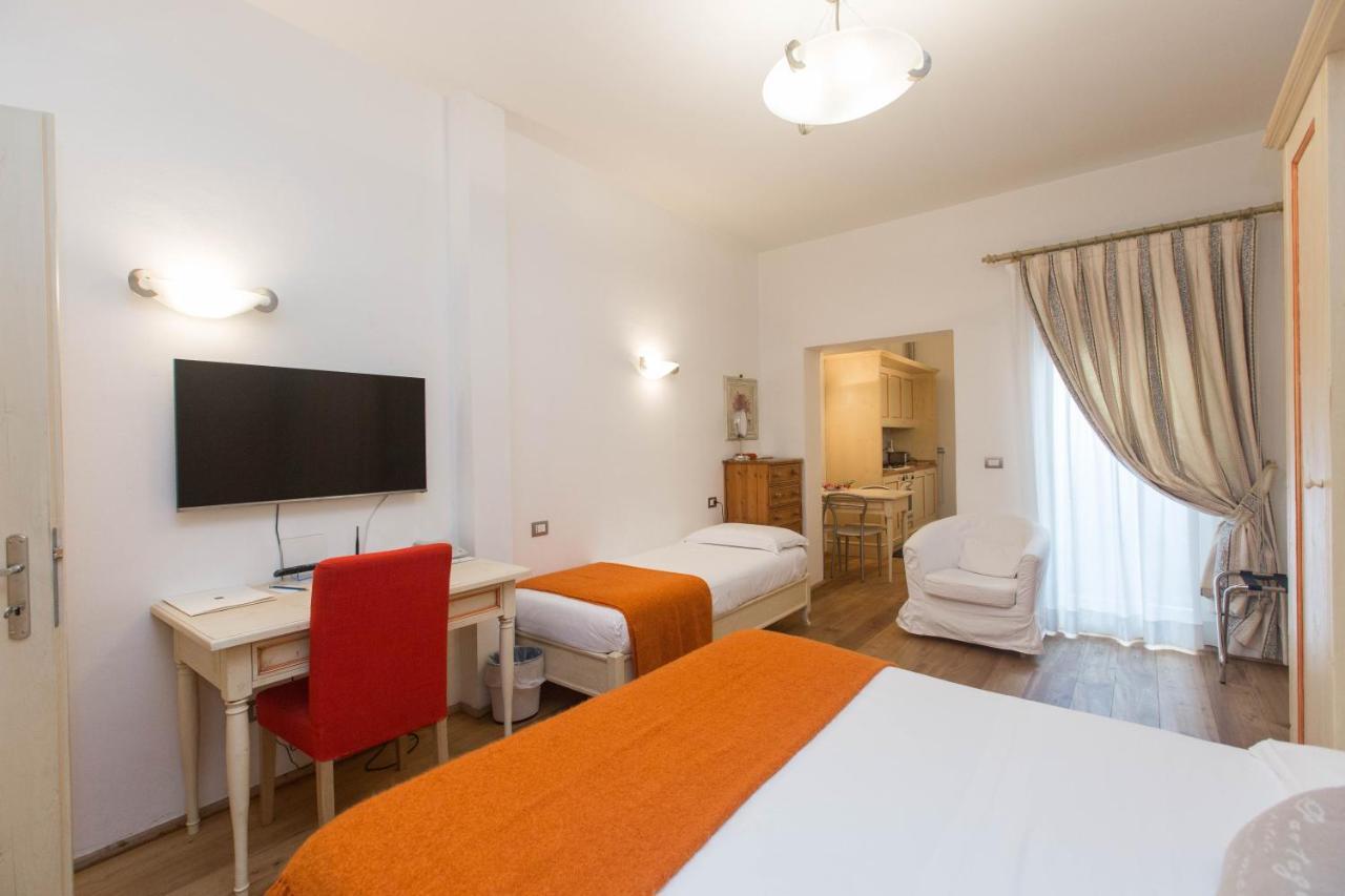 Palazzo Trevi Charming House 3*
