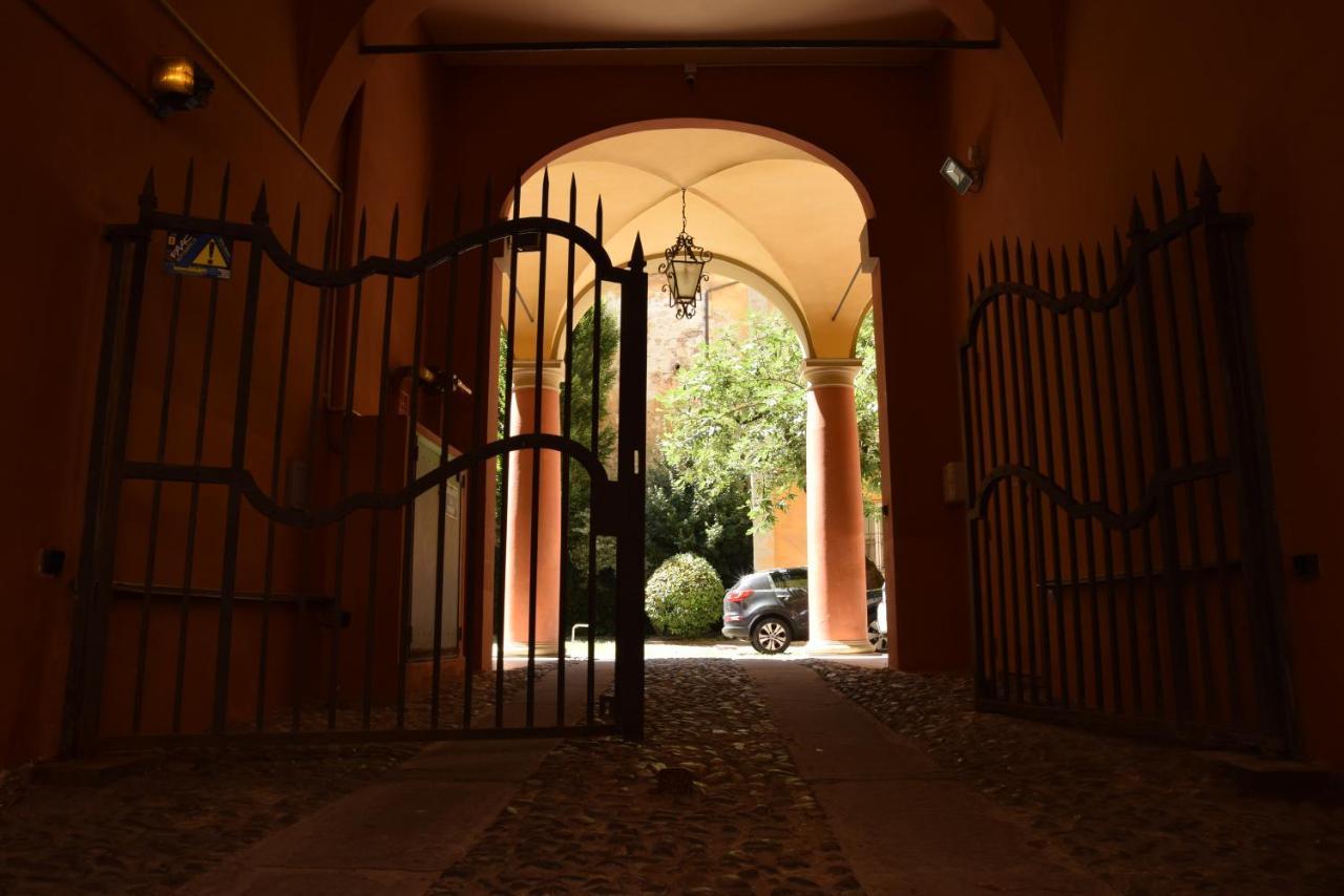 Il Nome Della Rosa *