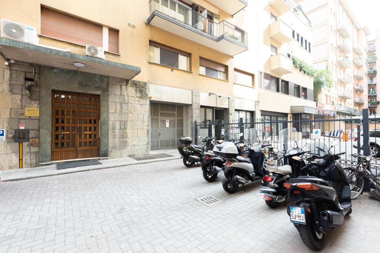 Boldrini, By Short Holidays *