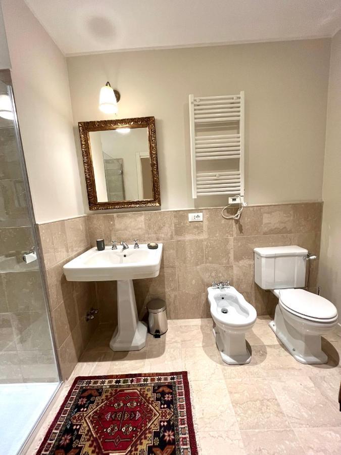 Apartamento Lovely 2 Bedroom Nearby Piazza Maggiore Bolonha