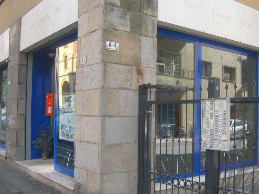 Couette-café A B C In Bologne