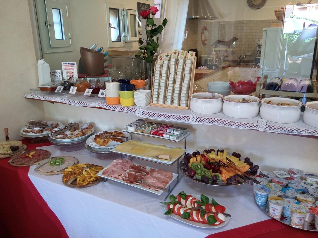 Palazzo Trevi Charming House Bed & Breakfast Bologna