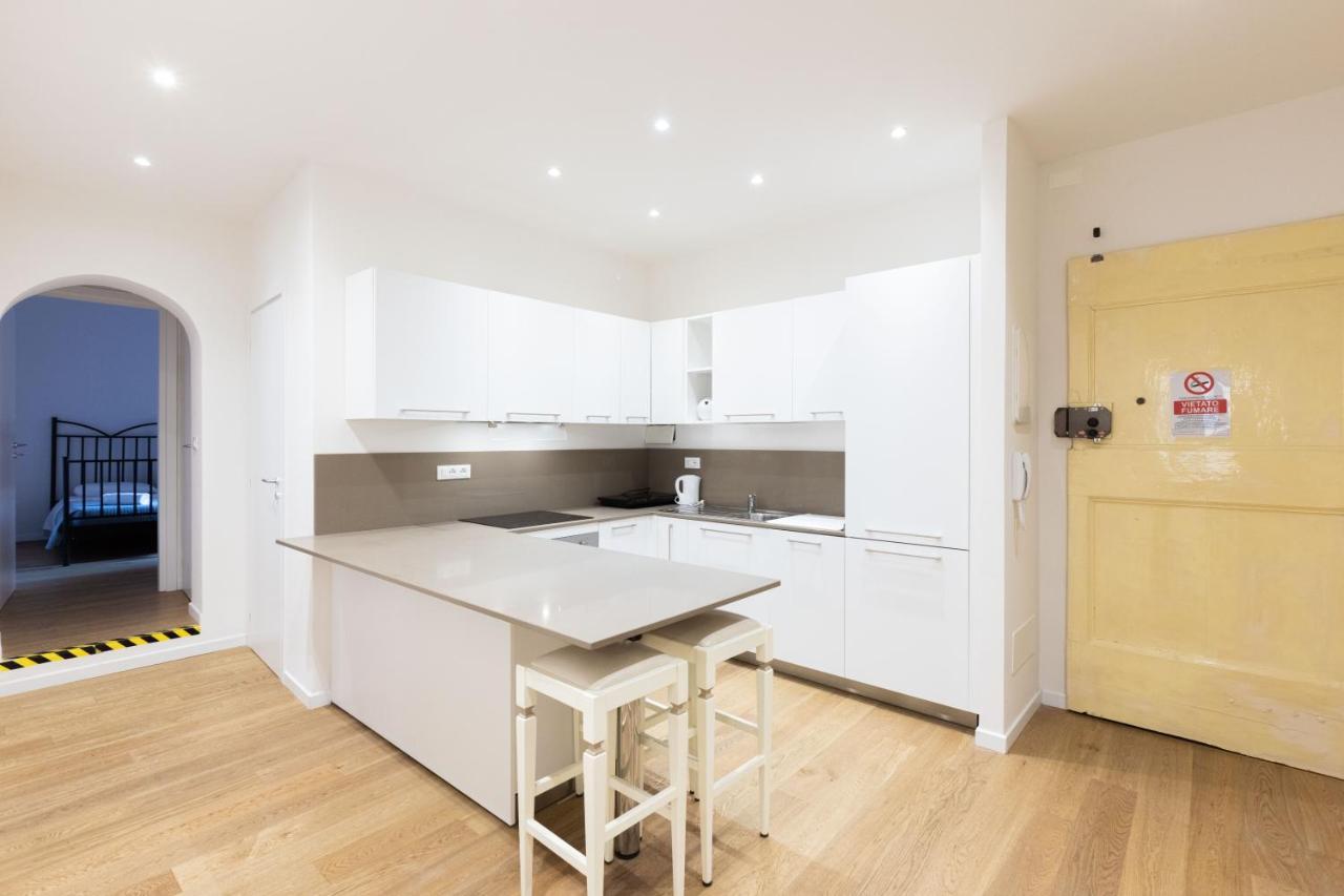 Simon, By Short Holidays Apartment