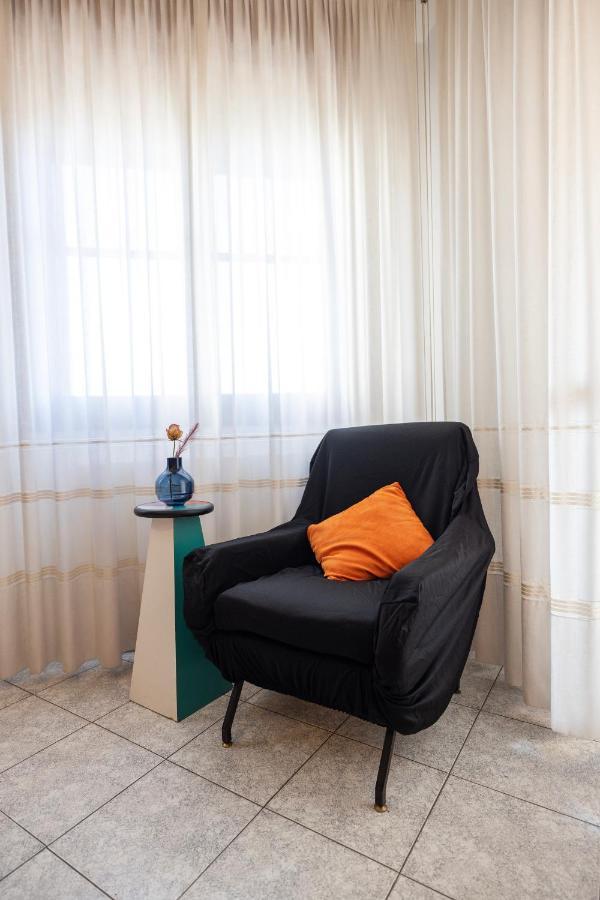 We - House Of Stars - Appartamento Bologna