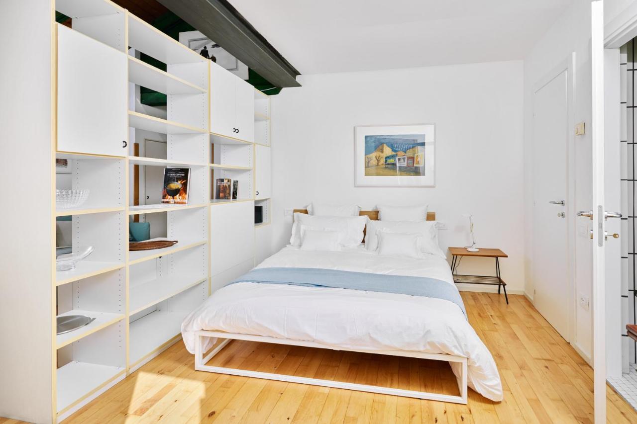 Italian Design Small Attic Appartement Bologna