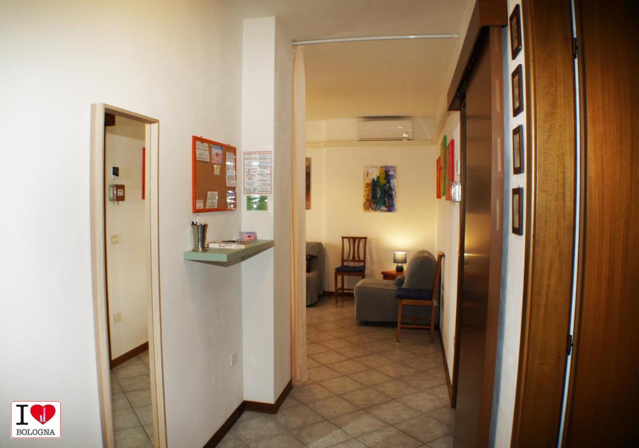 I Apartment *