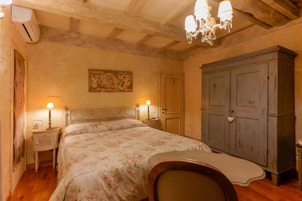 Gallery * Bologna