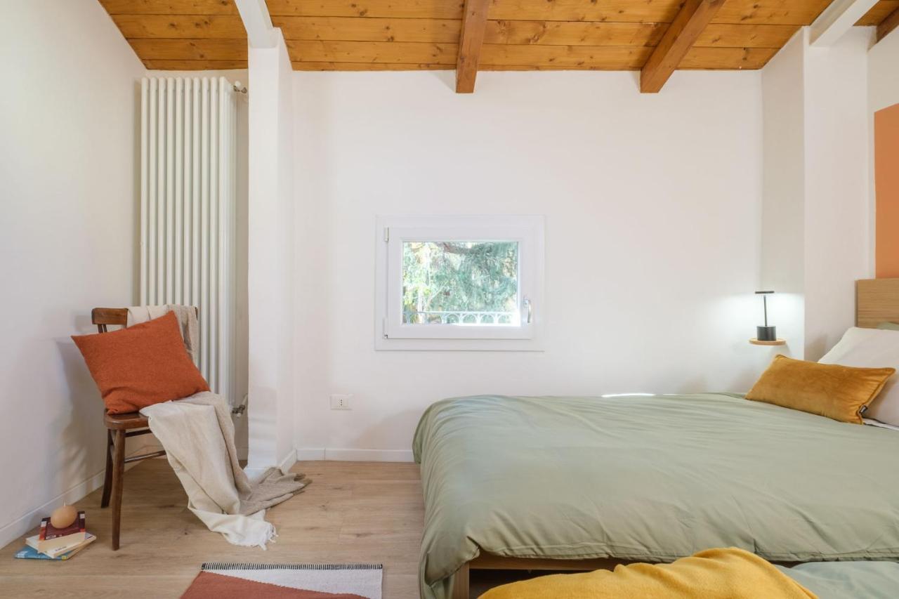 In Centro Con Giardino - Reste Il Sentiero Couette-café