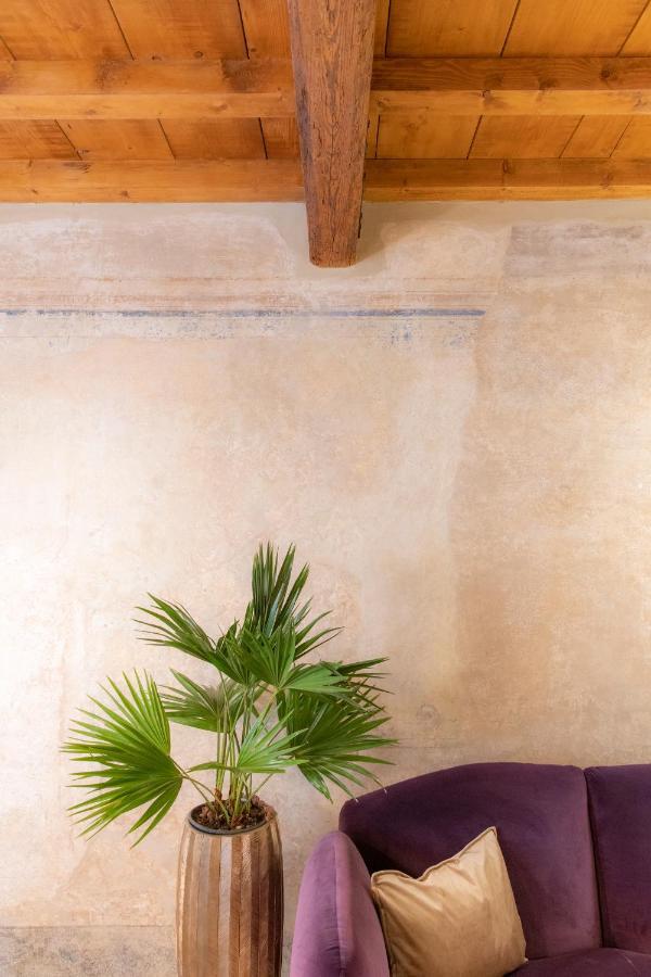 Palazzo Scappi Gardi Luxury Apartment *