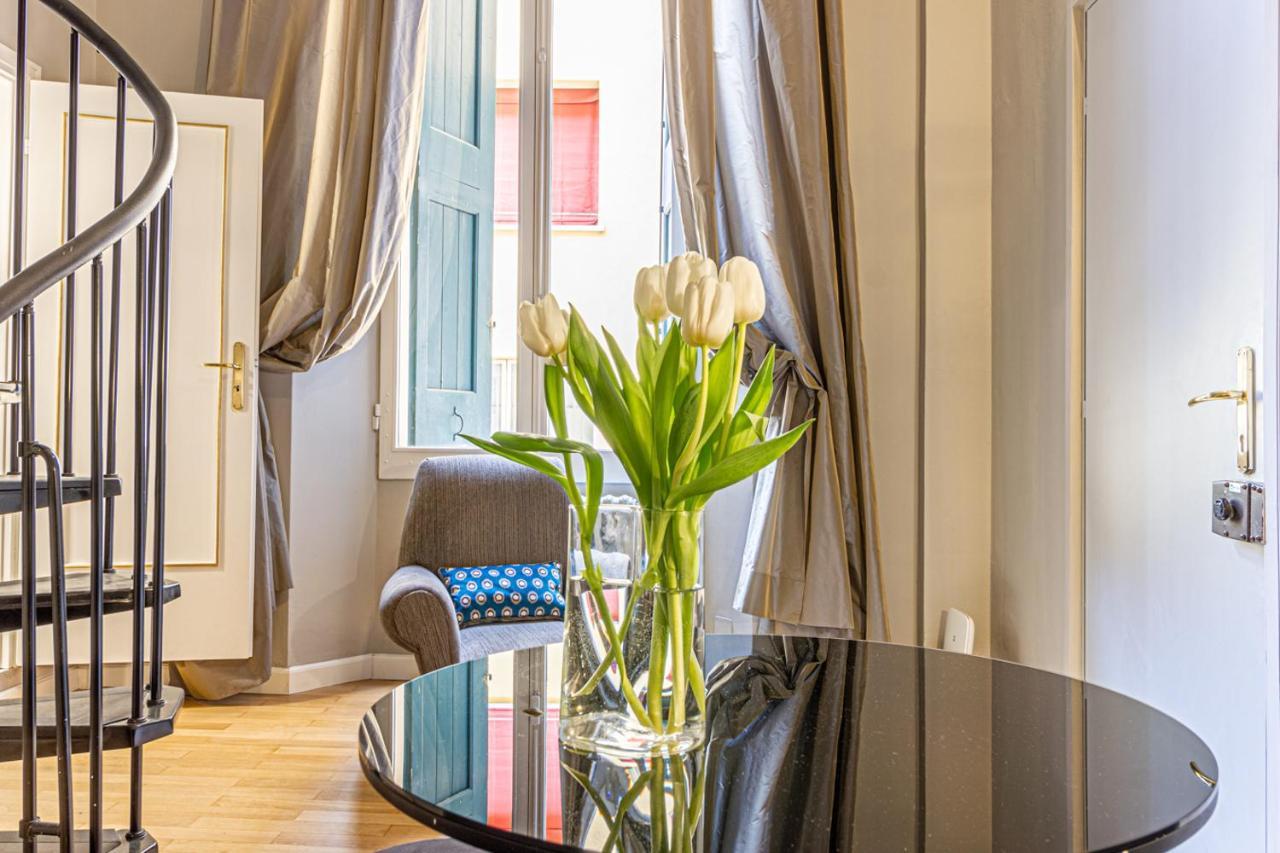 Casa Dafne In Canton De Fiori Apartment *