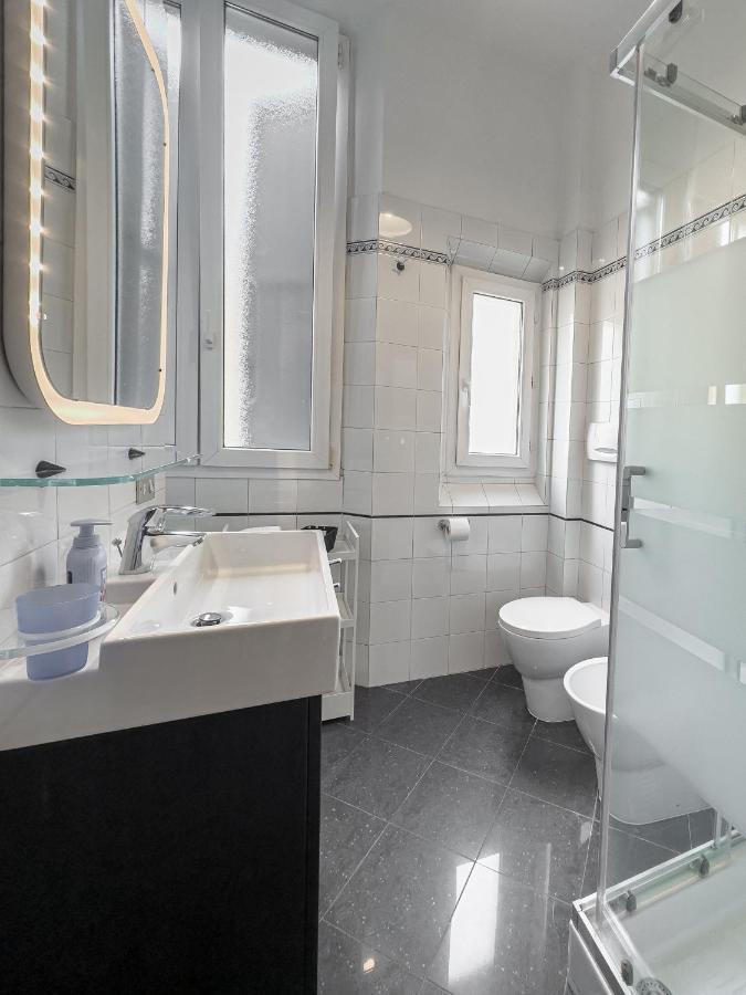 Realkasa Carracci Apartment