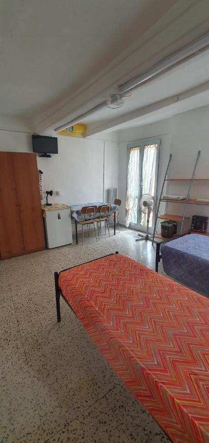 Guest house Camera Via Orfeo Bologna