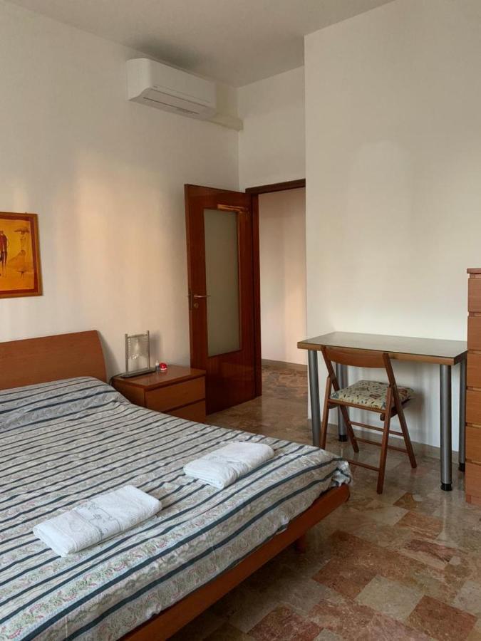 Comfortable Suitable 1-2 Pax *
