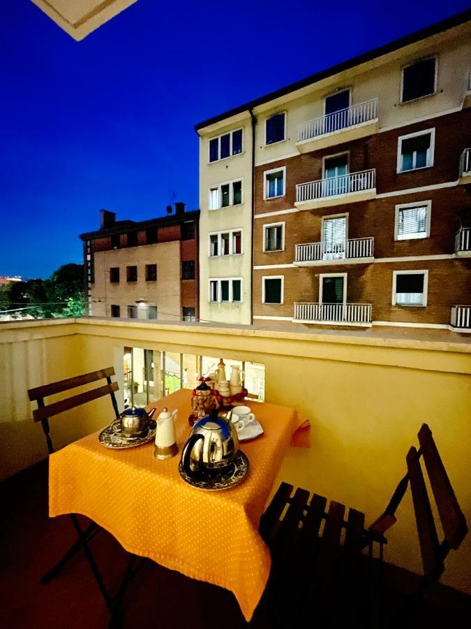Castle Door House - Single With Double Beds Near Train Station Maison d'hôtes