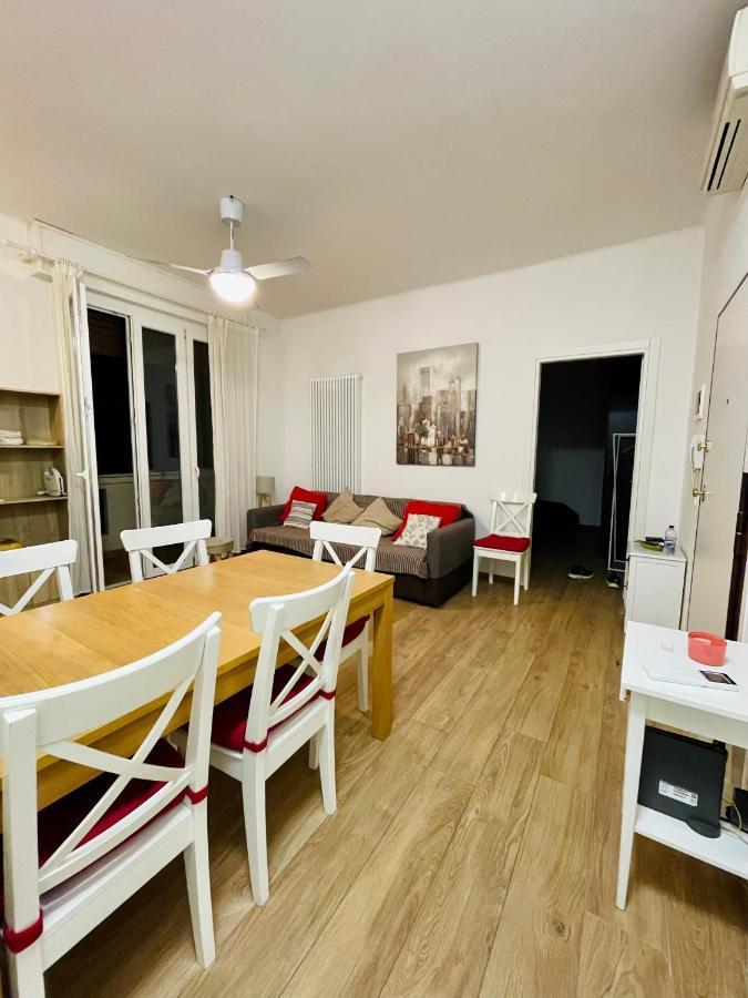 Maison d'hôtes Castle Door House - Single With Double Beds Near Train Station
