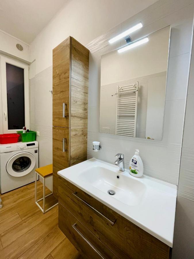 Castle Door House - Single With Double Beds Near Train Station Maison d'hôtes