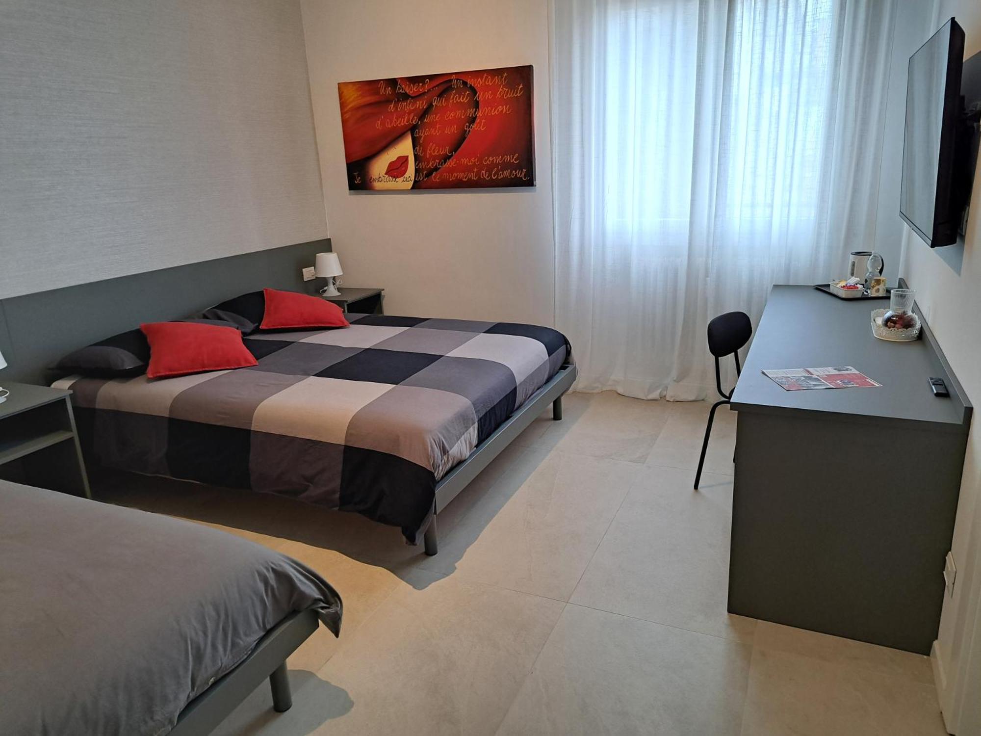 Bolognamania Rooms-saffi Guest house *