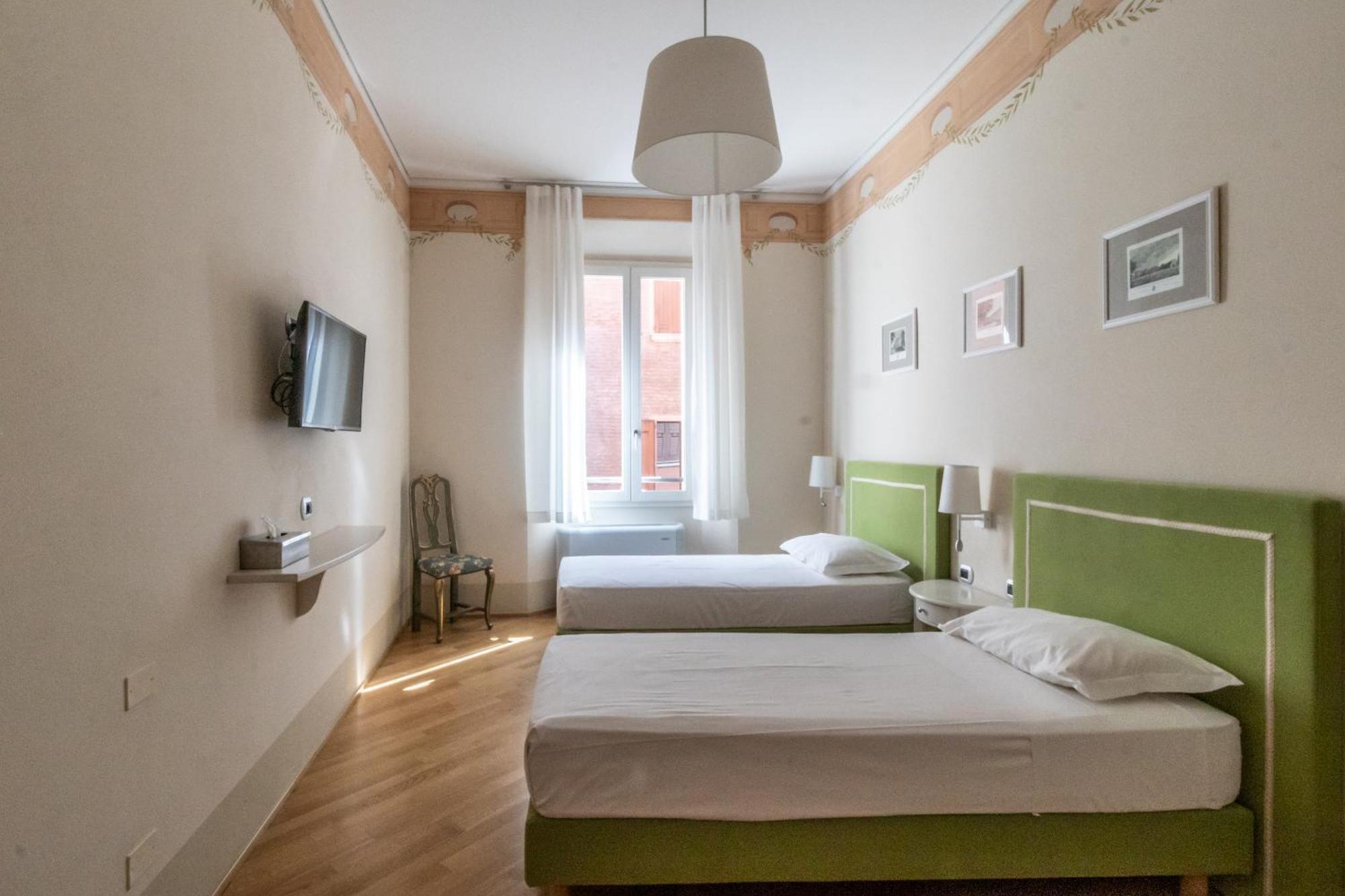 Gasthuis Casa Isolani Luxury Piazza Maggiore 1 2*
