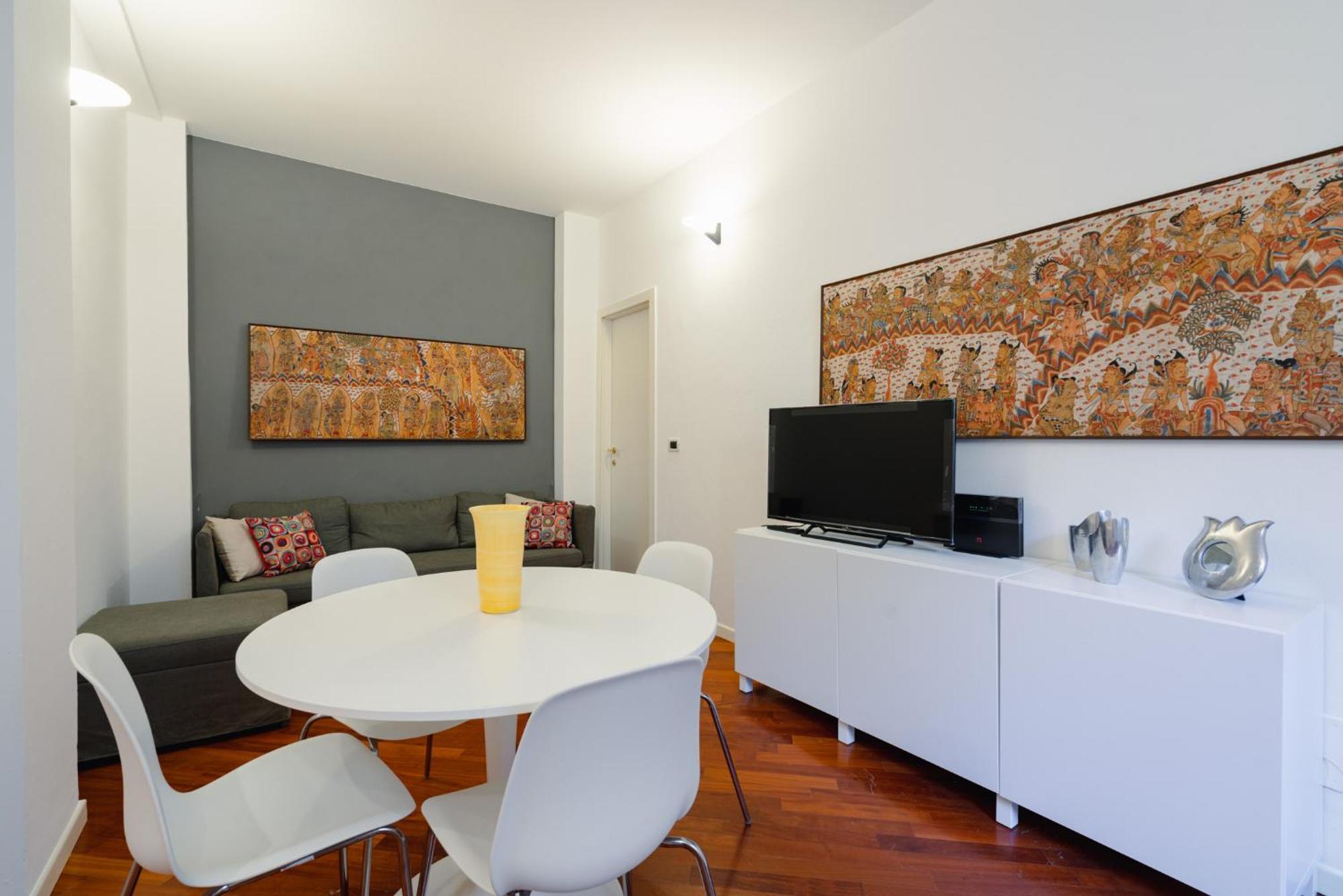 Apartment Casa San Felice In The Heart Of Old Town