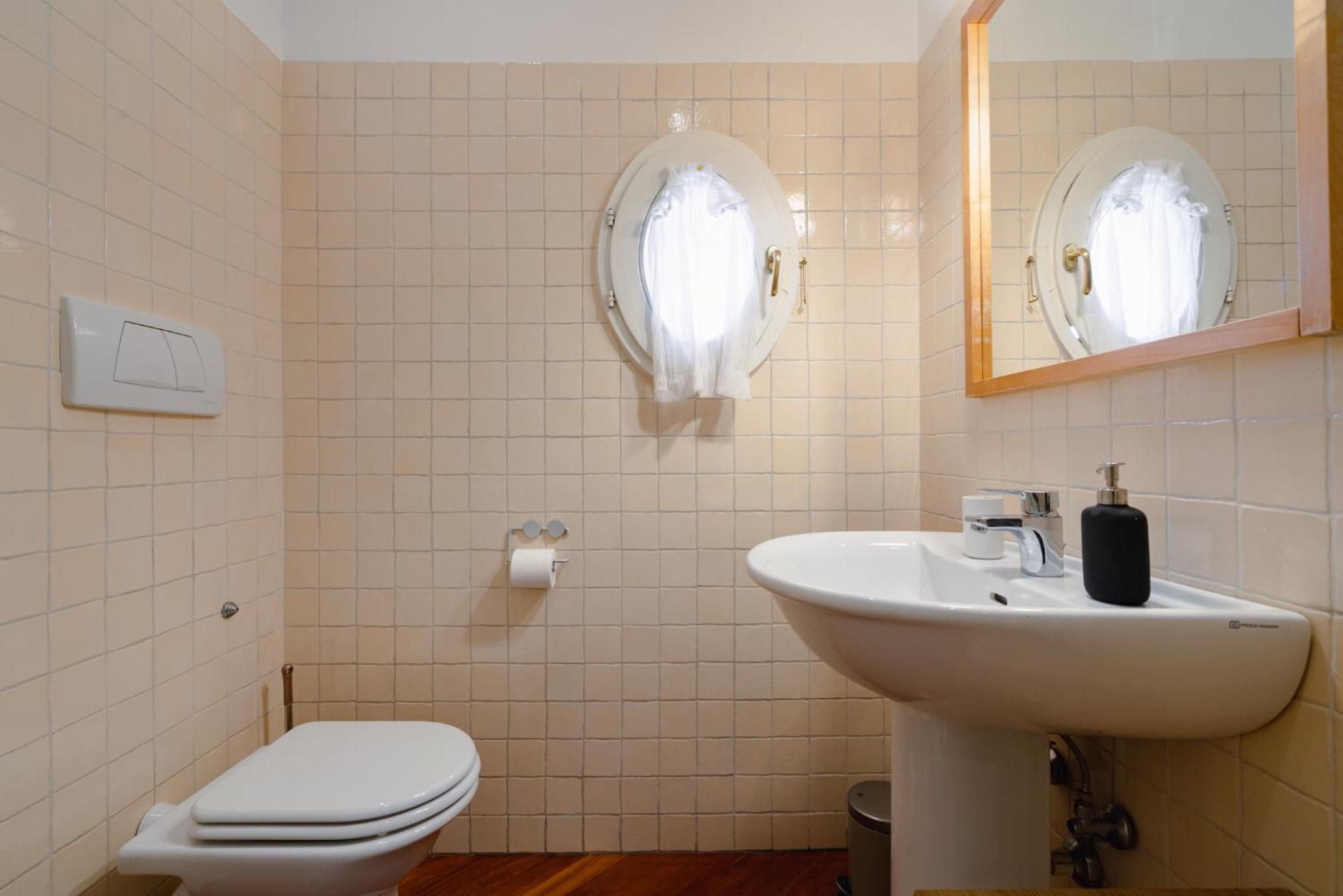 Casa San Felice In The Heart Of Old Town Apartment *
