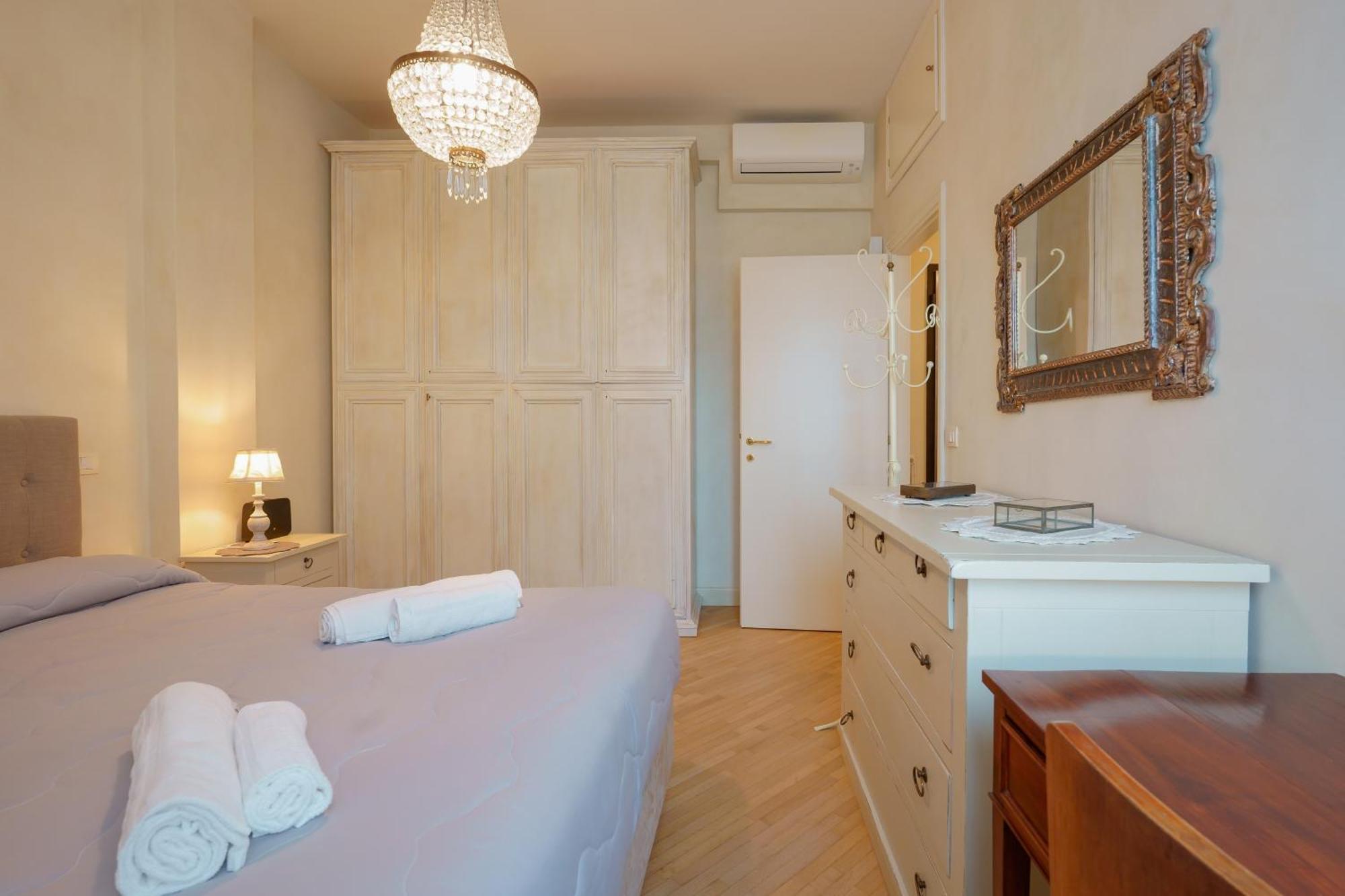Guasto Apartment *