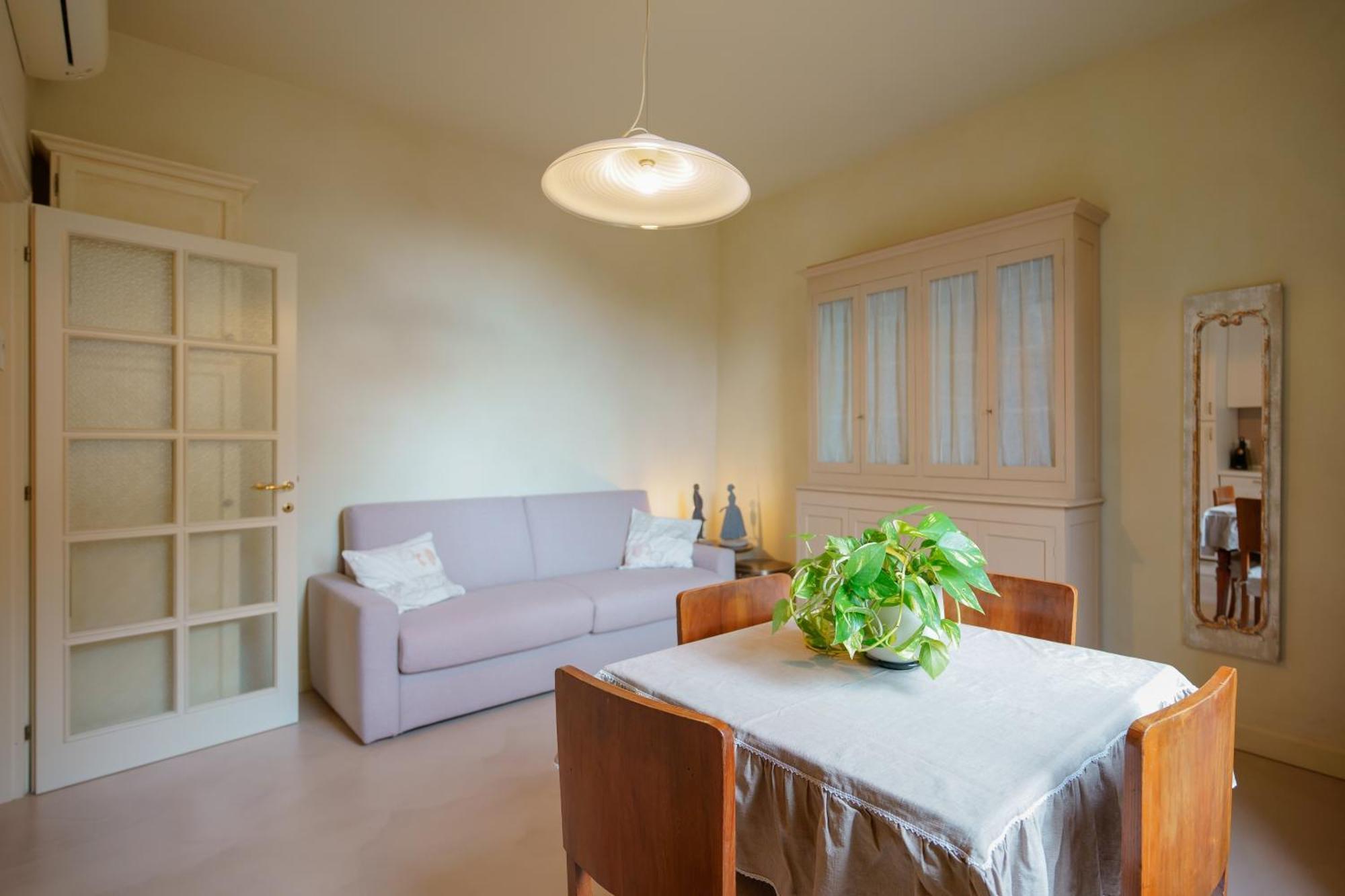Apartment Guasto *