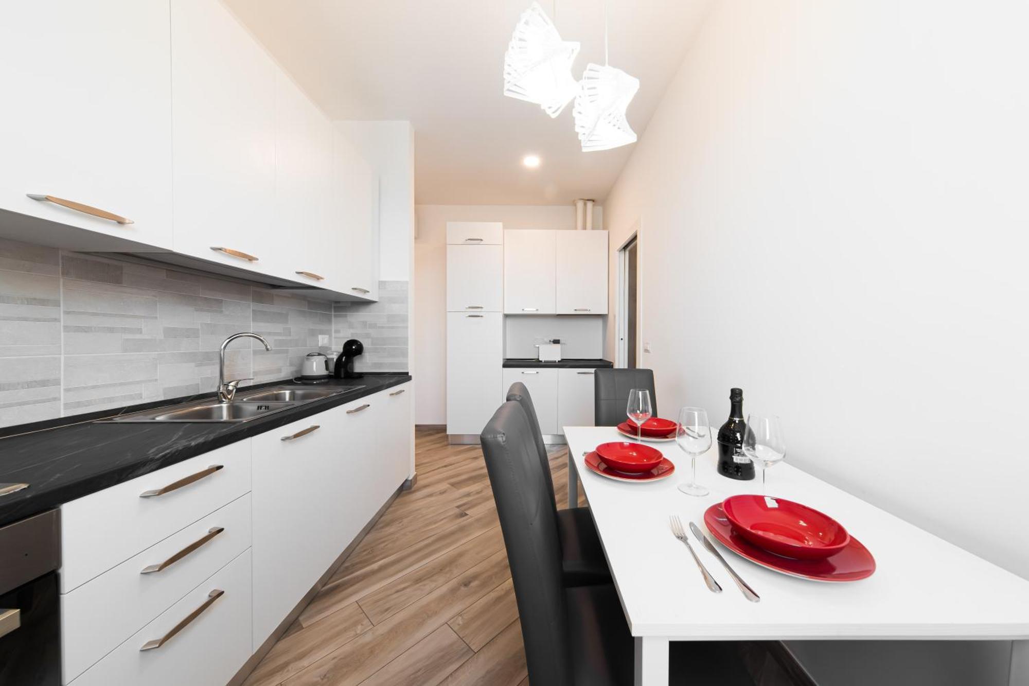 Carracci House - Free Parking - Station - Center E Fiera Lejlighed *