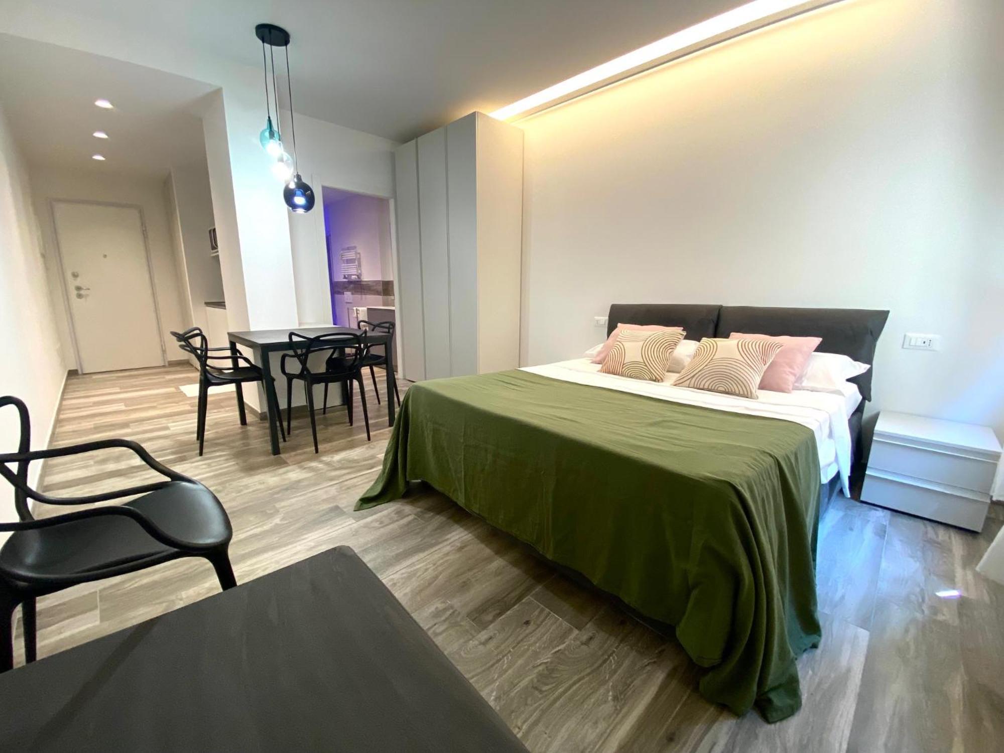 Goito Apartment *