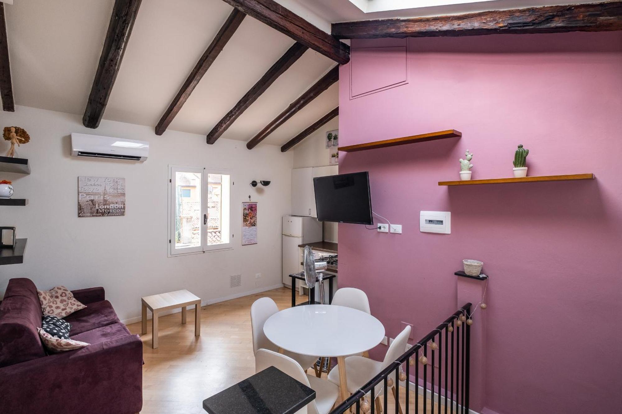 La Mansarda Del Pratello By Wonderful Italy Appartement