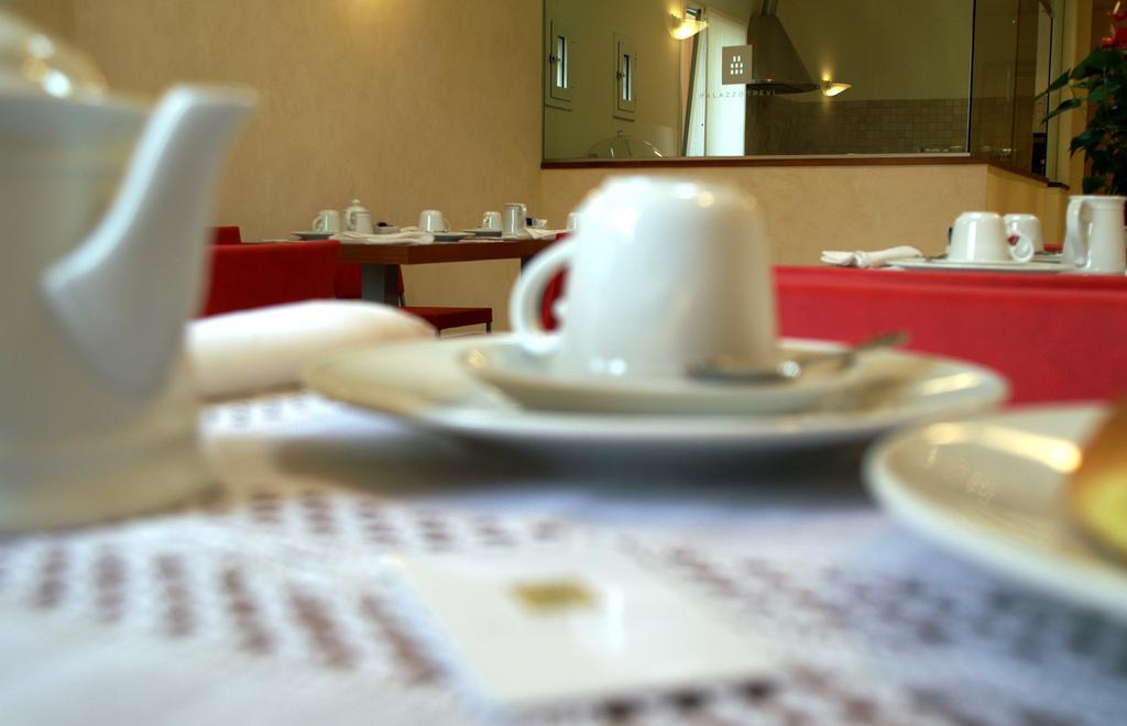 Palazzo Trevi Charming House 3*