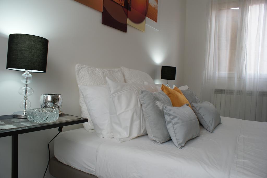 4-Tourist House Bologna-Studio - Self Check-In Apartamento *