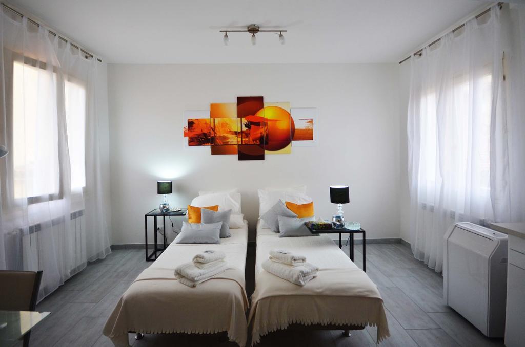 4-Tourist House Bologna-Studio - Self Check-In Apartamento Bolonha