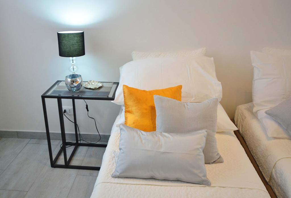 4-Tourist House Bologna-Studio - Self Check-In Apartamento *