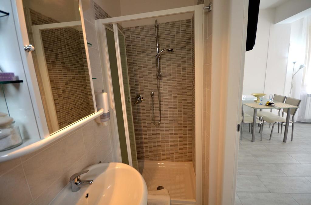4-Tourist House Bologna-Studio - Self Check-In Apartamento *