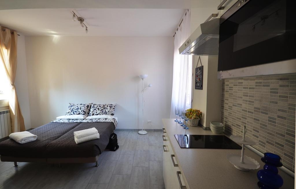 4-Tourist House Bologna-Studio - Self Check-In Apartamento Bolonha