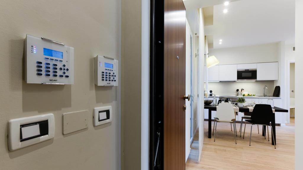 Apartment Dreams *