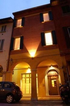 Palazzo Trevi Charming House Bed & Breakfast Bologna
