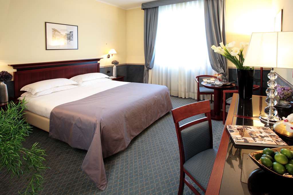 Starhotels Excelsior 4* Bolonha
