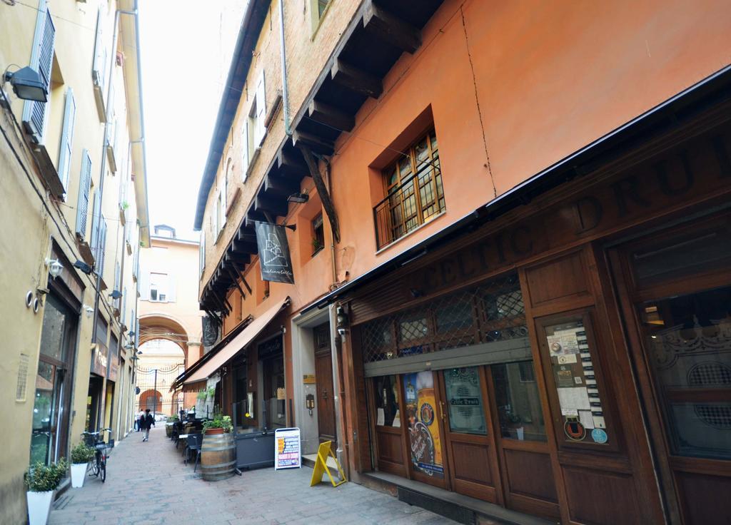 4-Tourist House Bologna-Studio - Self Check-In Apartamento Bolonha