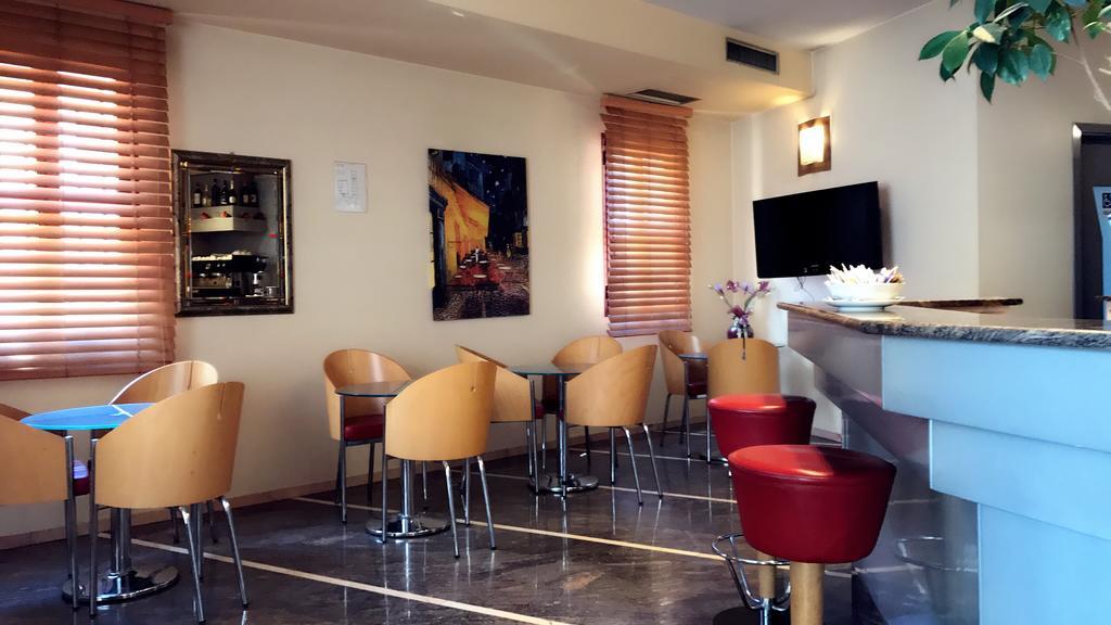 Hotel Maxim Bolonia