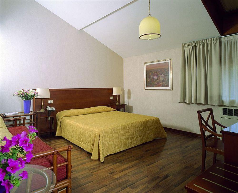 Hotel Blumen Collection By Gsa